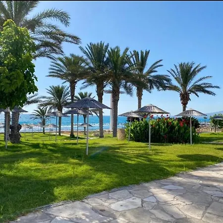 Art 3* Paphos